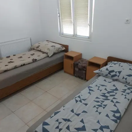 Konukevi Alexandra Vendeghaz Tiszaújváros