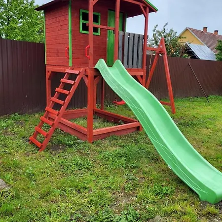 Alexandra Vendeghaz * Tiszaújváros